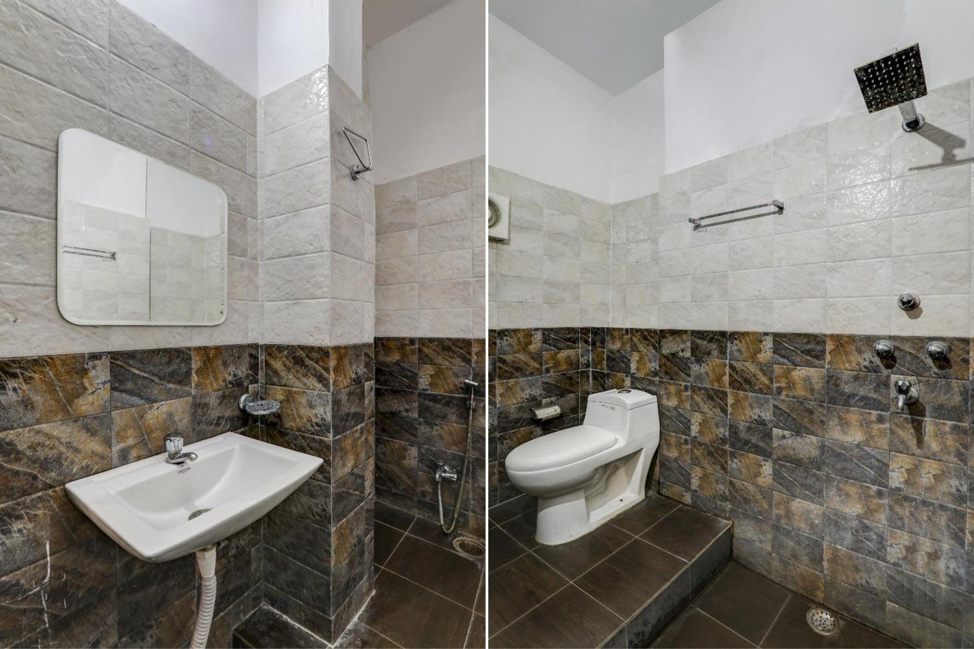 לקנאו Hotel O Moon Palace Near Sahara Ganj Mall מראה חיצוני תמונה